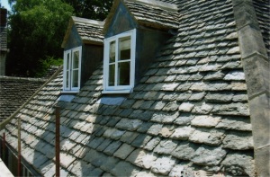 Roof repairs Swindon, Cirencester Gloucestershire roofing company, stone tile roofers Swindon